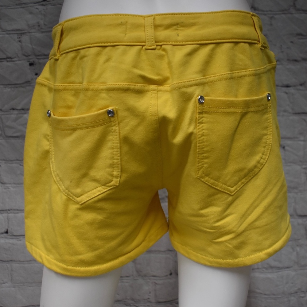 Buzz Shorts - Picture 2 of 4